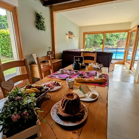 Familiale Avec Piscine Et A - Fr-1-589-708