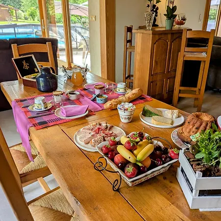 Familiale Avec Piscine Et A - Fr-1-589-708 * Anould