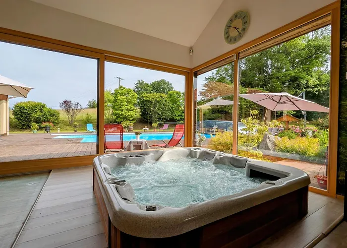 Alojamento de Acomodação e Pequeno-almoço Familiale Avec Piscine Et à - Fr-1-589-708 Anould